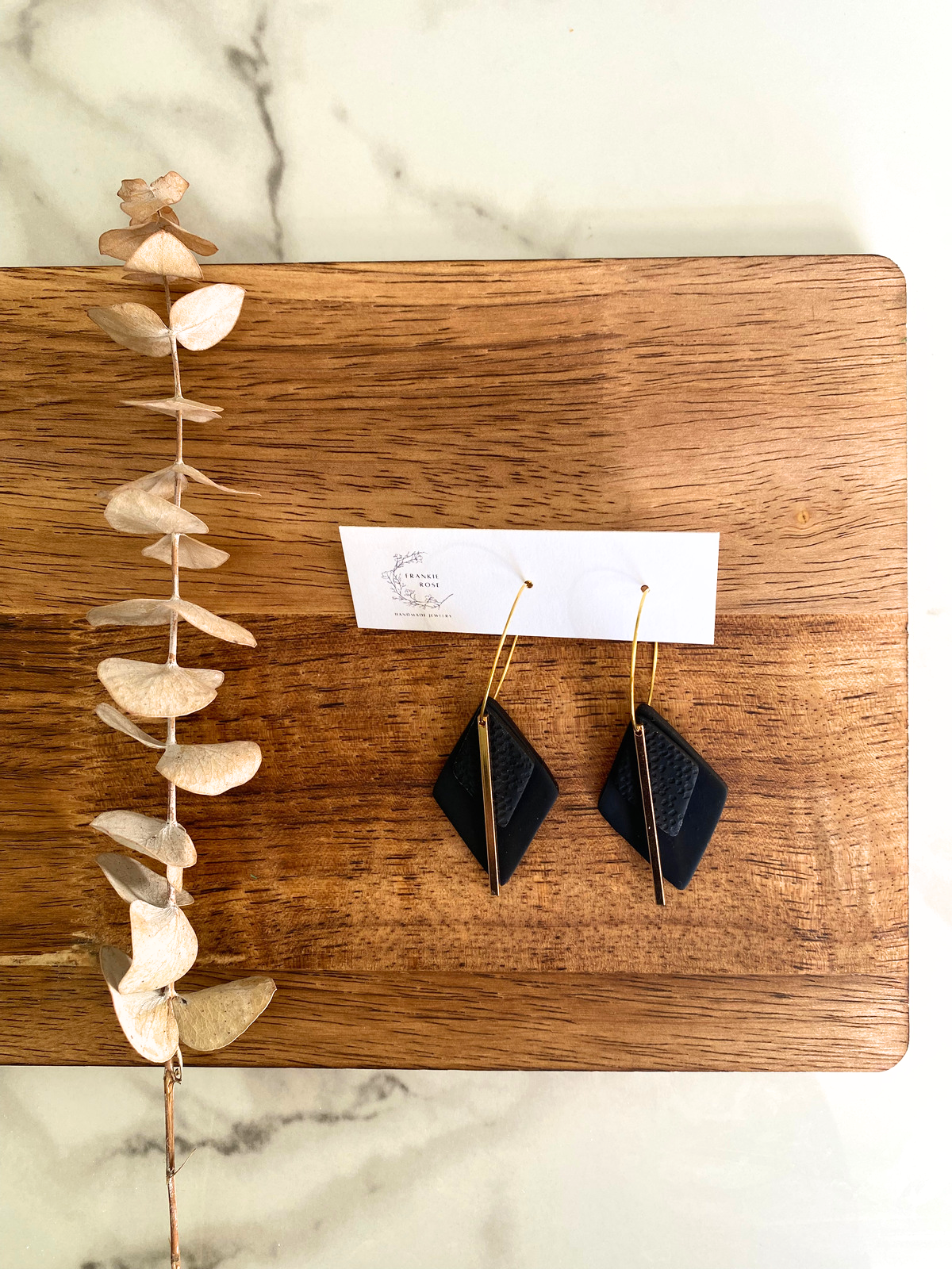 Black diamond hoops deals