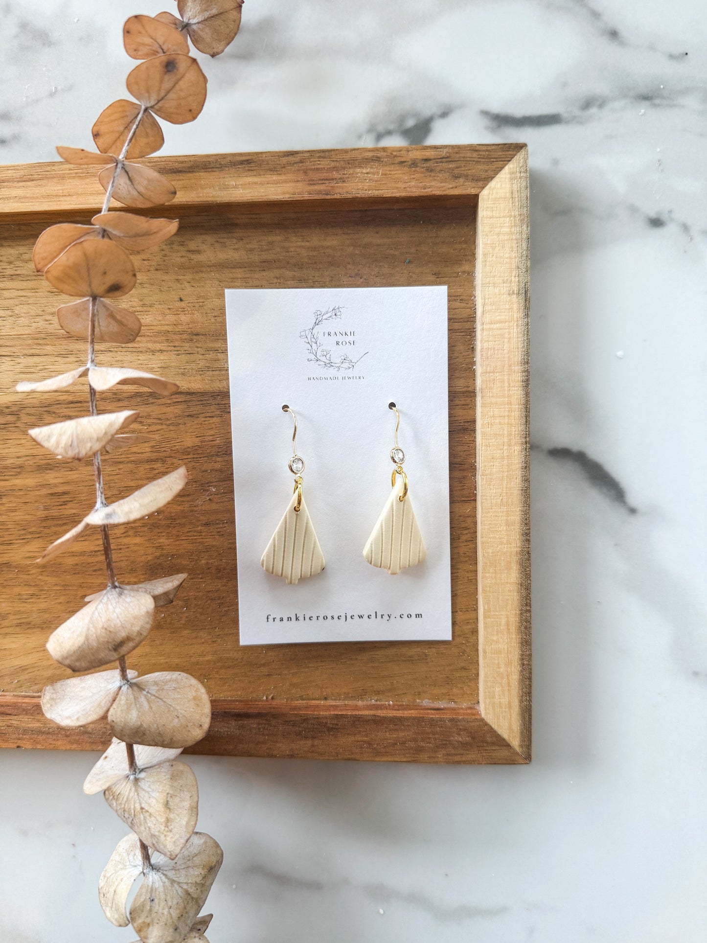 striped tree dangles