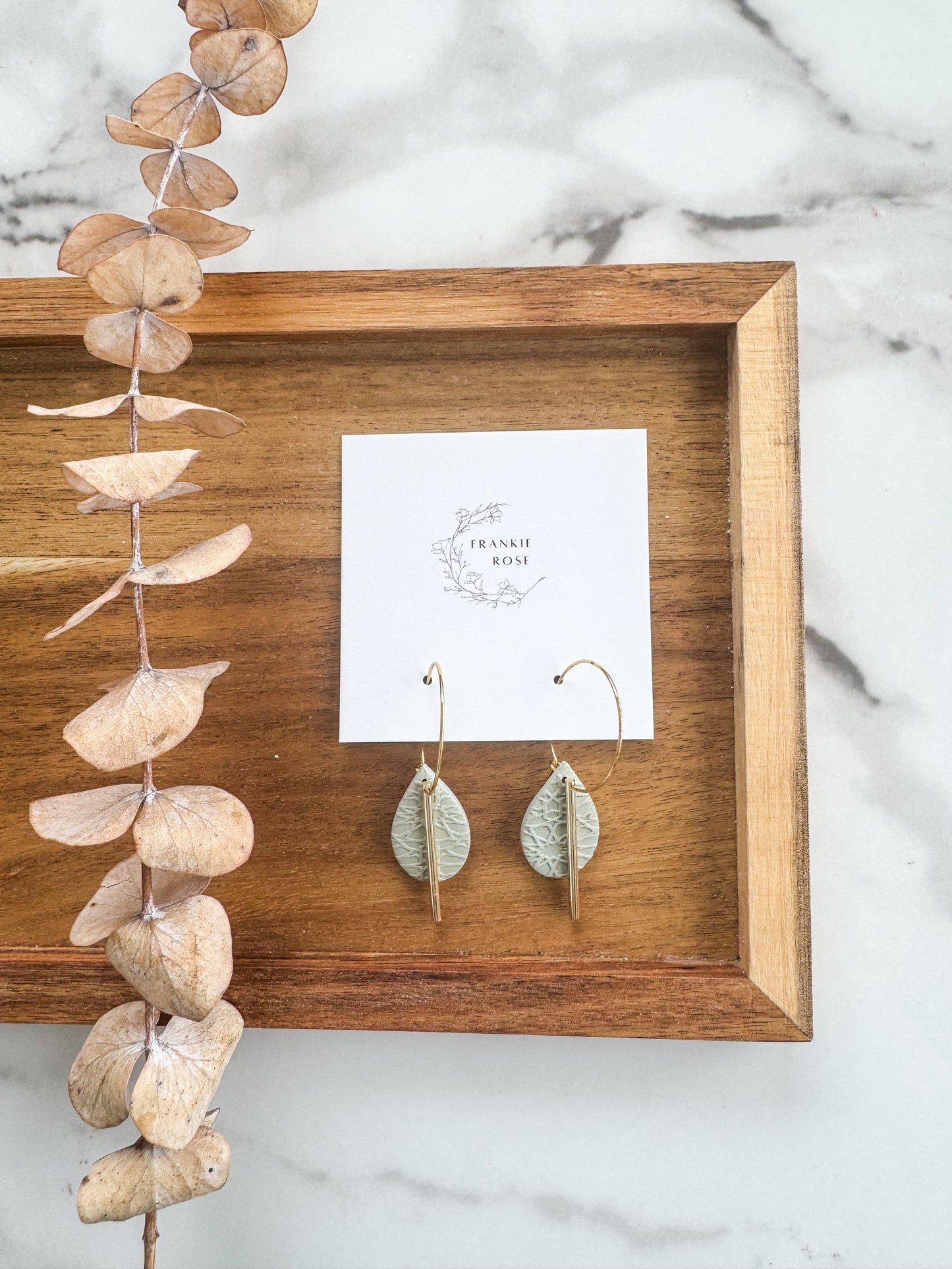 Texture teardrop hoop