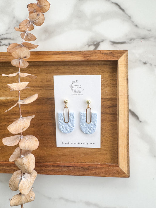 Embossed Spring Clay Arch