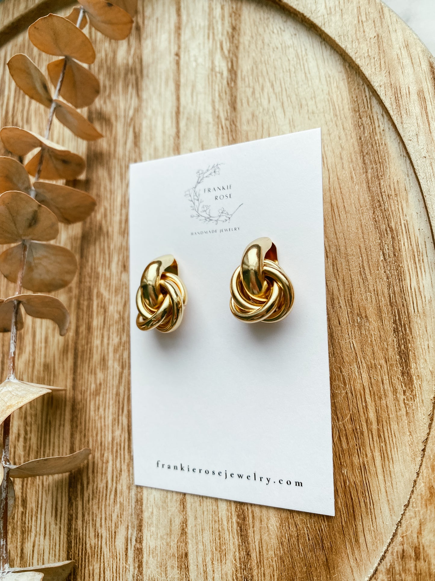 gold knot stud