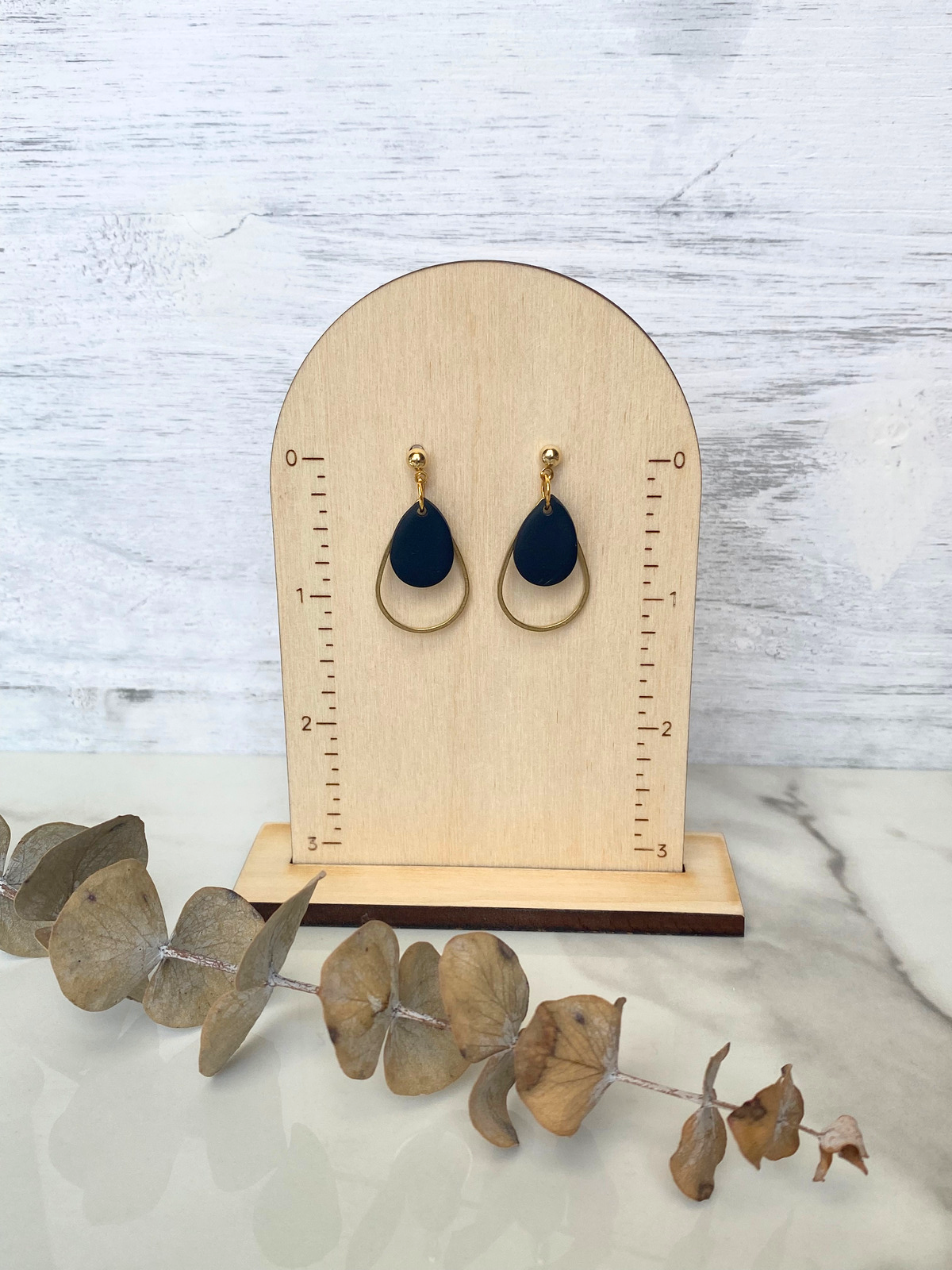 Black tear drops | clay earrings | dainty earrings